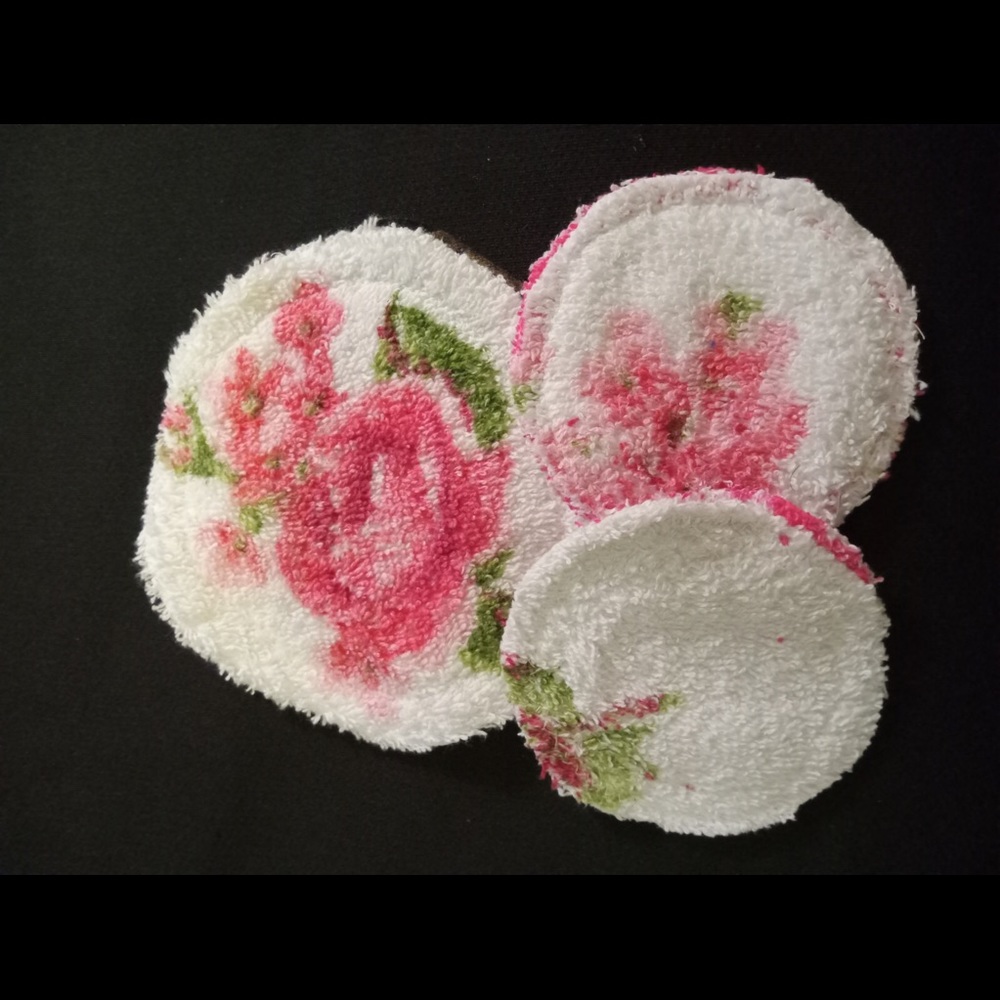 Reusable lotions applications or reusable facial scrubies